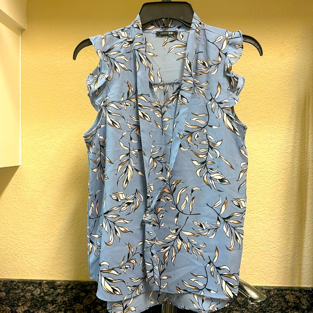Stitch fix buy/ Papermoon womens sleeveless blouse